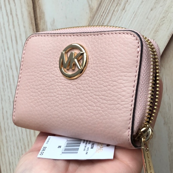 💥BFSALE💥 Michael kors Fulton zip - Picture 8 of 8